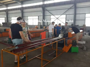 중국 내화장치하는 기계 5.5kw 찬 모양을 형성하는 차고 롤러 셔터 문 목록 공장